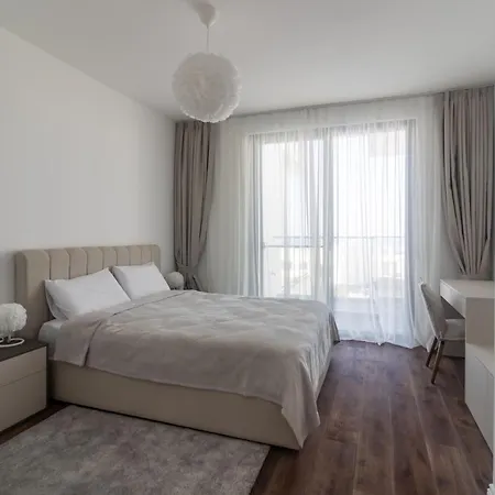 Villa Stunning Bahceli With Private Pool