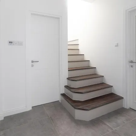 Deja Blu With Private Pool ヴィラ Kalogrea