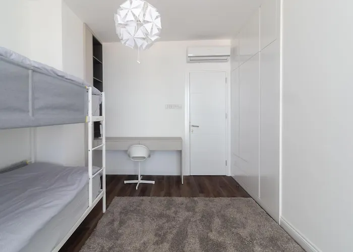 Deja Blu With Private Pool * Kalogrea