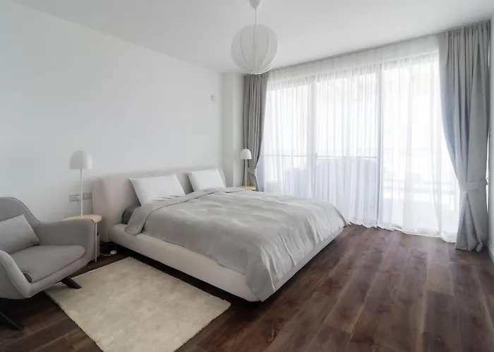 Deja Blu With Private Pool Kalogrea